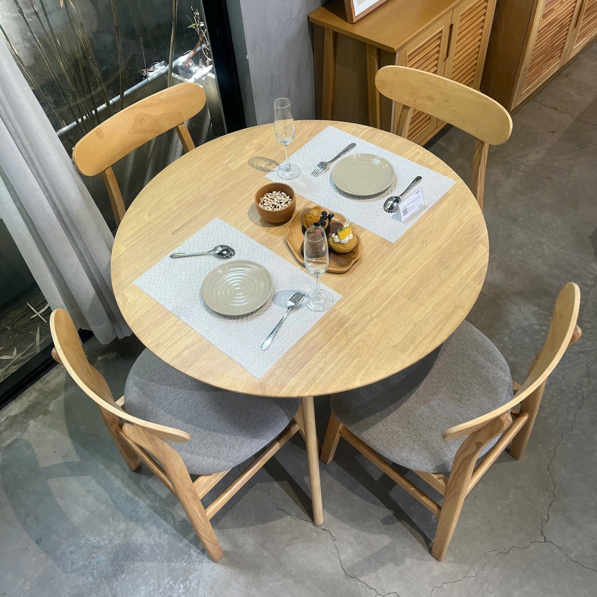 Bộ Bàn Ăn Tròn Oslo (Màu Tự Nhiên, 100)