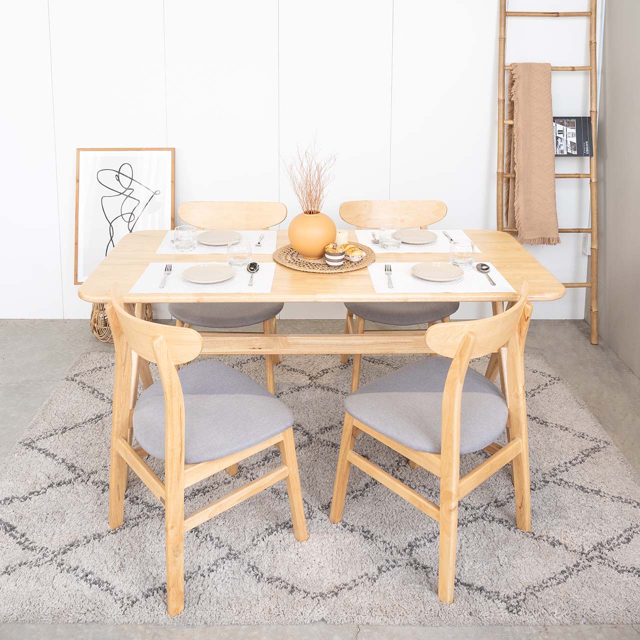 Bộ Bàn Ăn Gỗ Cao Su Tự Nhiên  VLINE 602 (75cm)