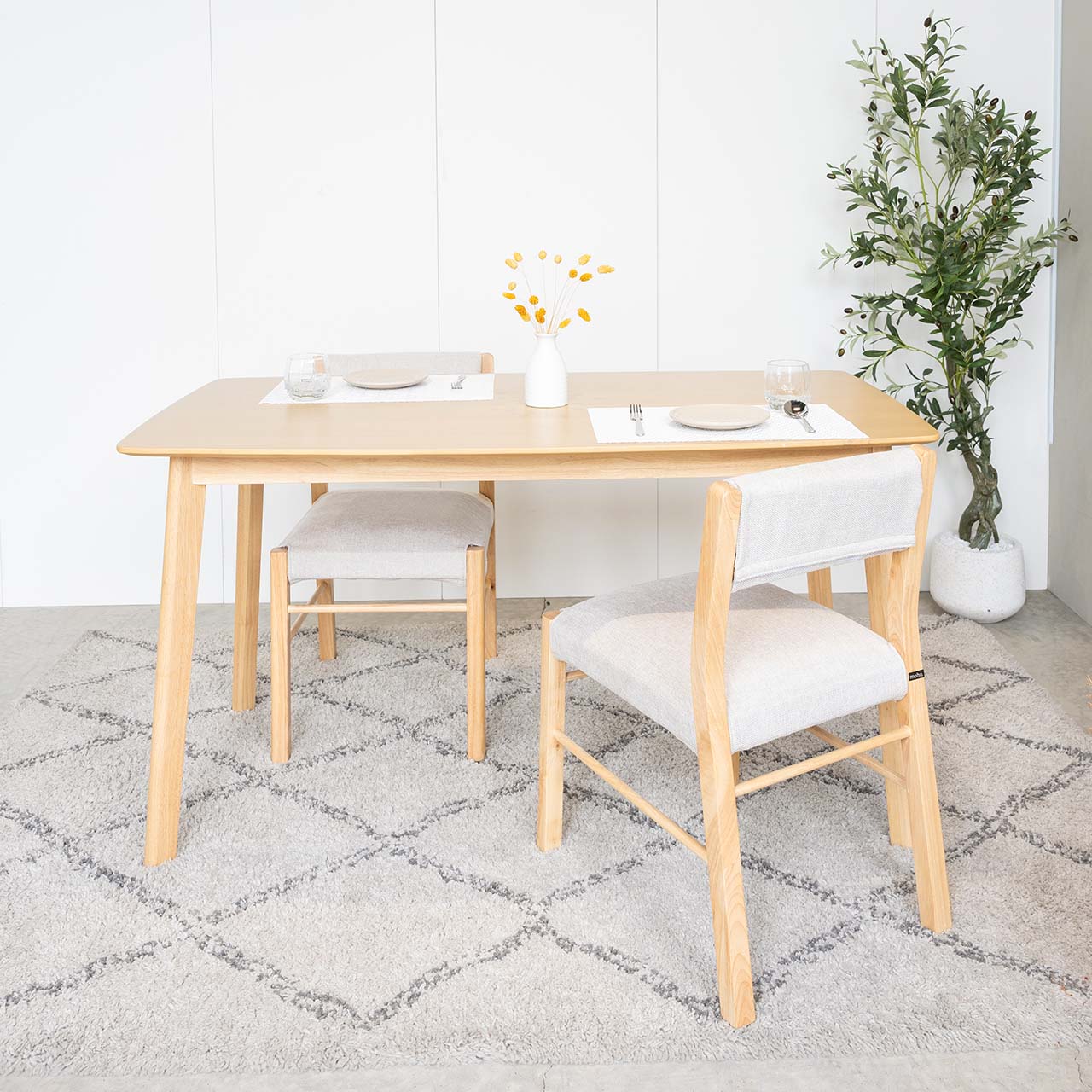 Bộ Bàn Ăn Gỗ 4 Ghế Cao Su  OSLO 601