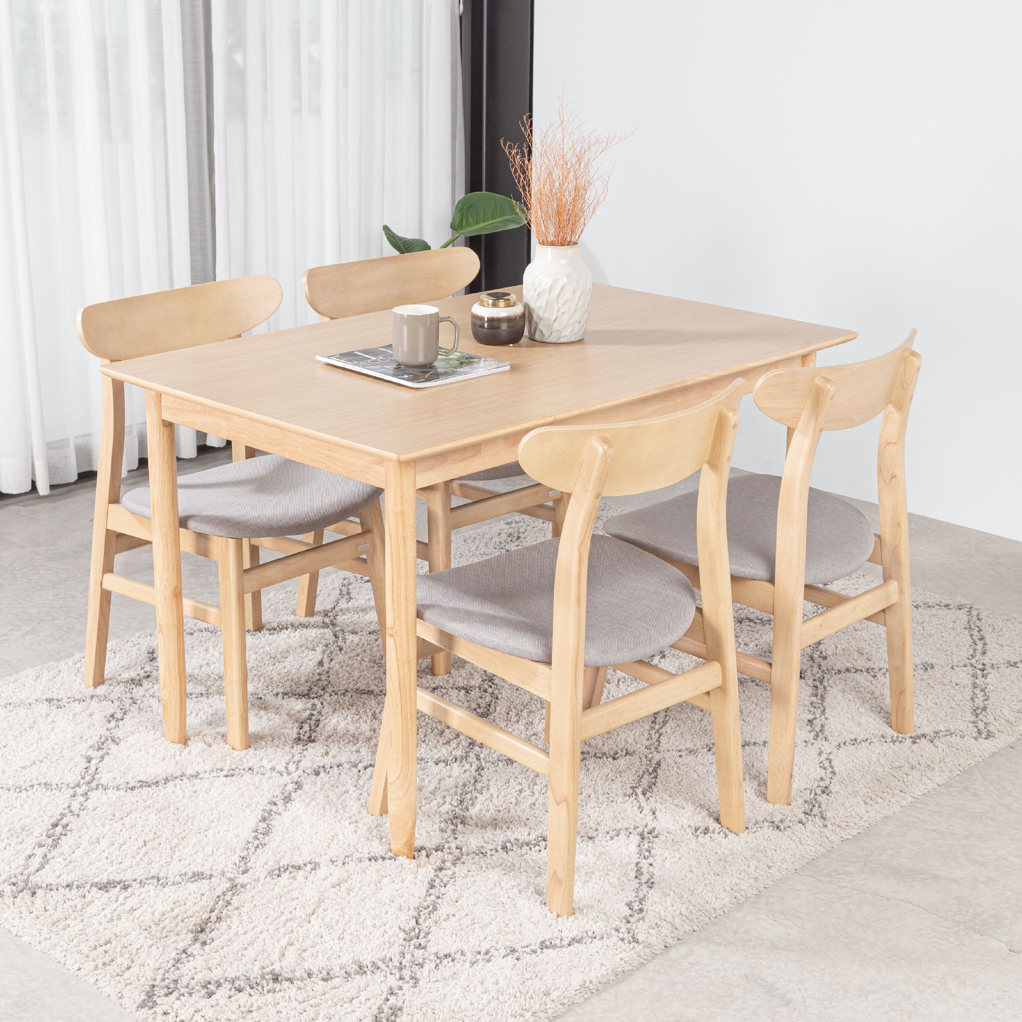 Bộ Bàn Ăn 4 Ghế Gỗ  MILAN 901 (1m25)