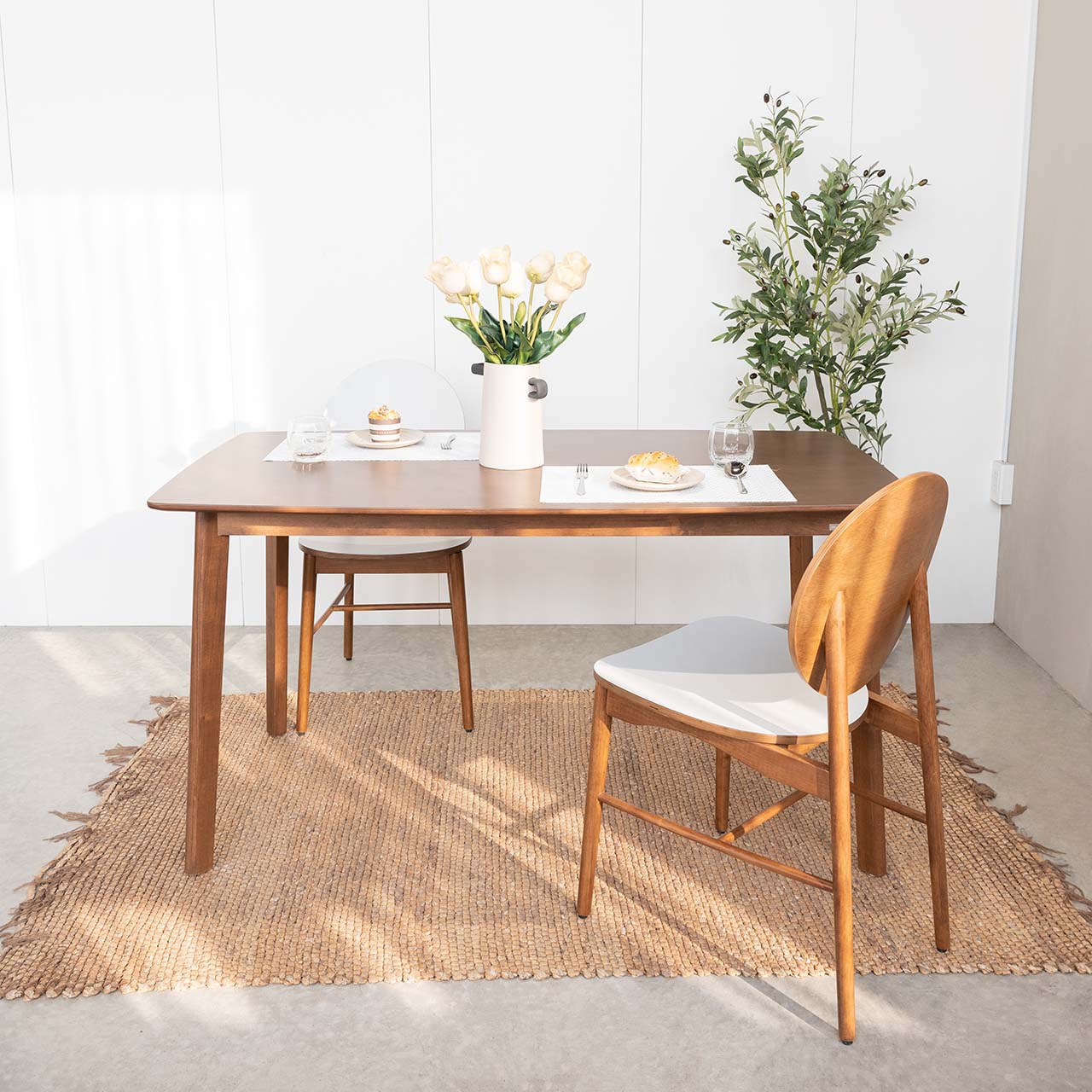 Bộ Bàn Ăn Gỗ 4 Ghế Cao Su  OSLO 601