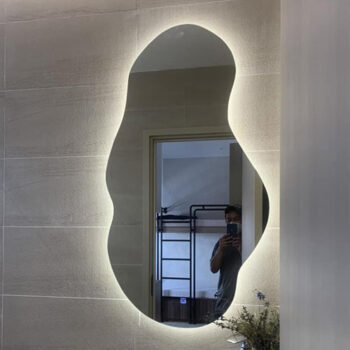 Gương hình tự do cho phòng tắm, bàn phấn – đèn hắt