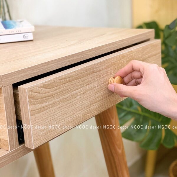 Bàn gỗ hộc nhỏ - Hình ảnh 4