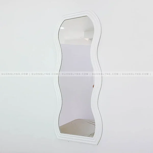 Gương lượn 3 sóng – khung gỗ trắng