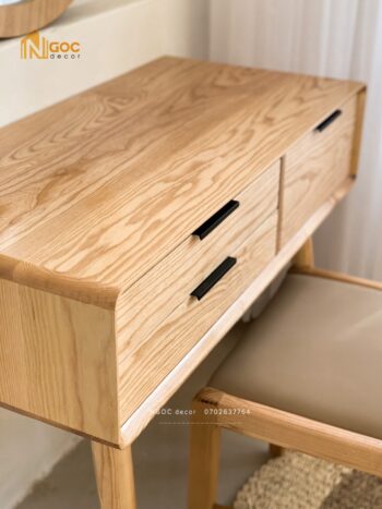 Bàn gỗ bo góc 3 hộc kéo