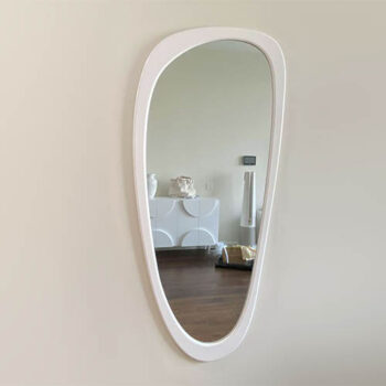 Gương hình sỏi dài – khung trắng