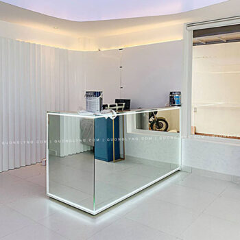 Gương đèn led ốp quầy lễ tân