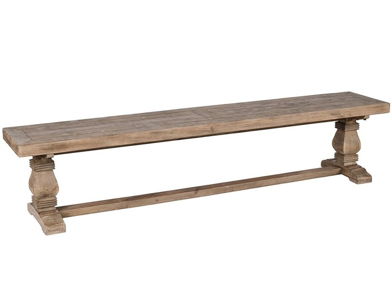 Ghế băng dài cổ điển với gỗ tự nhiên nguyên khối thô mộc.