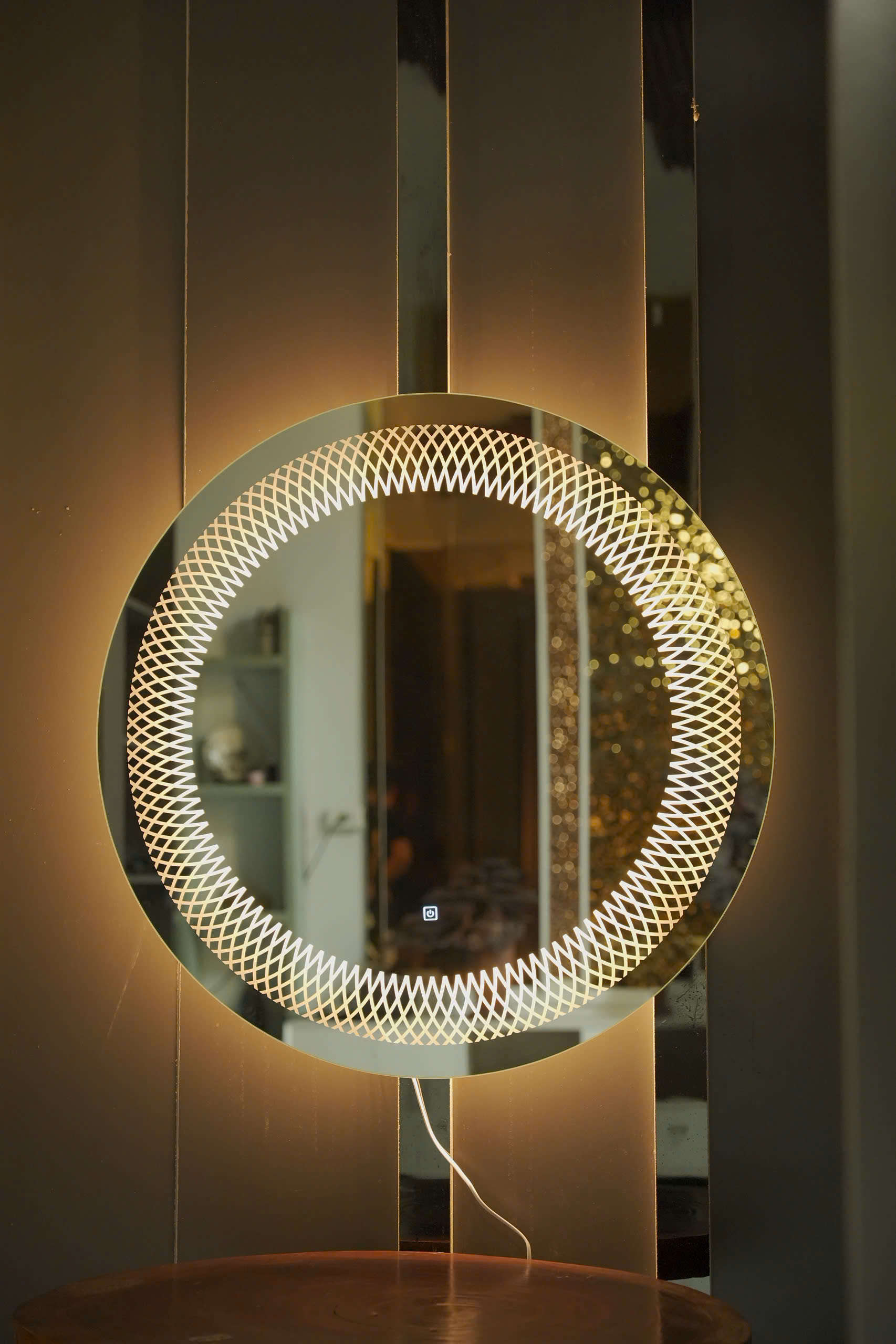 Gương nhà tắm hình tròn led lưới